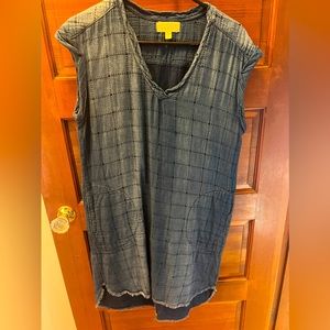 Cloth and Stone soft denim dress size small